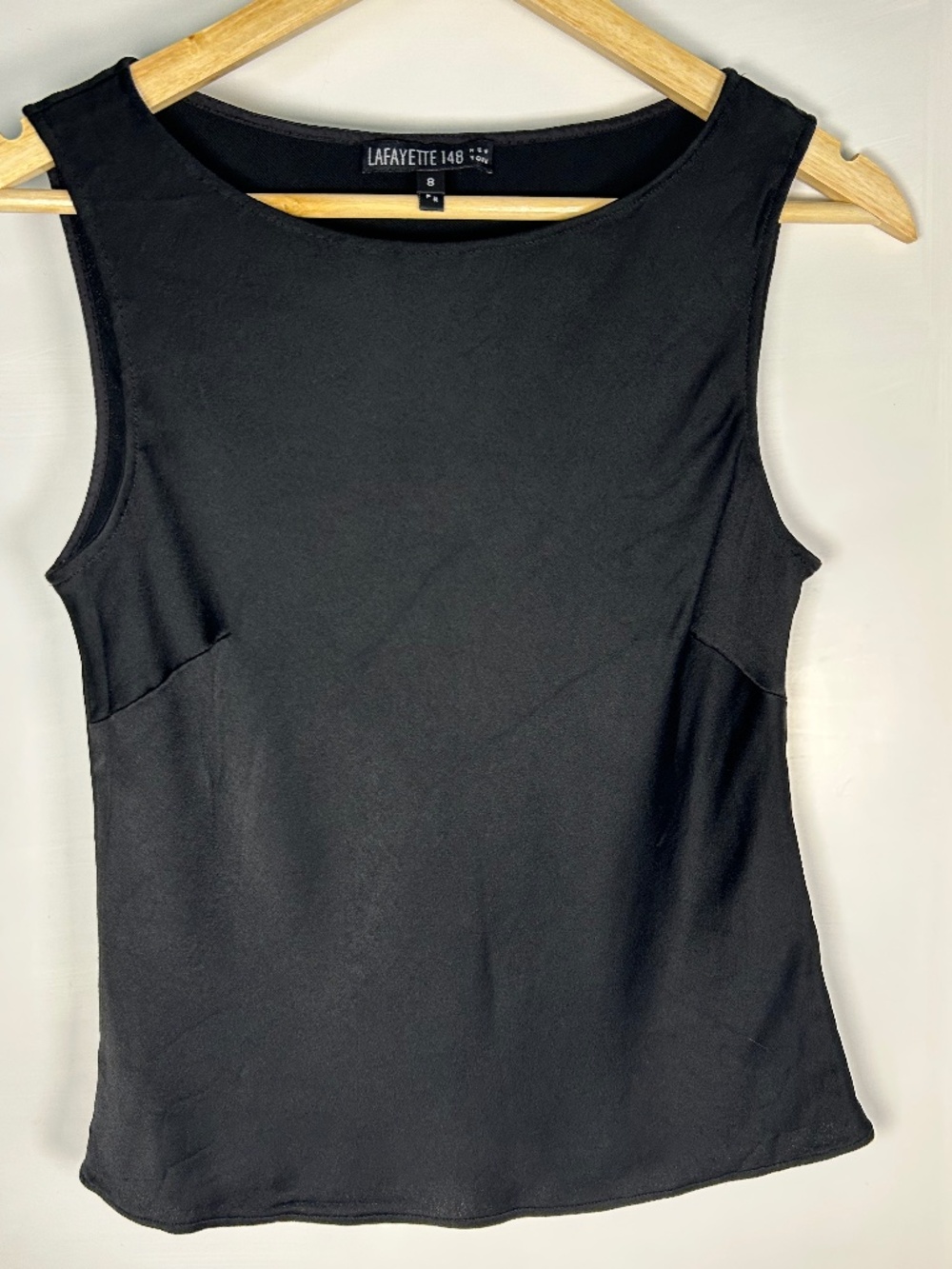 Lafayette 148 New York Black Size 8 tank Quiet luxury tailored details satin fin